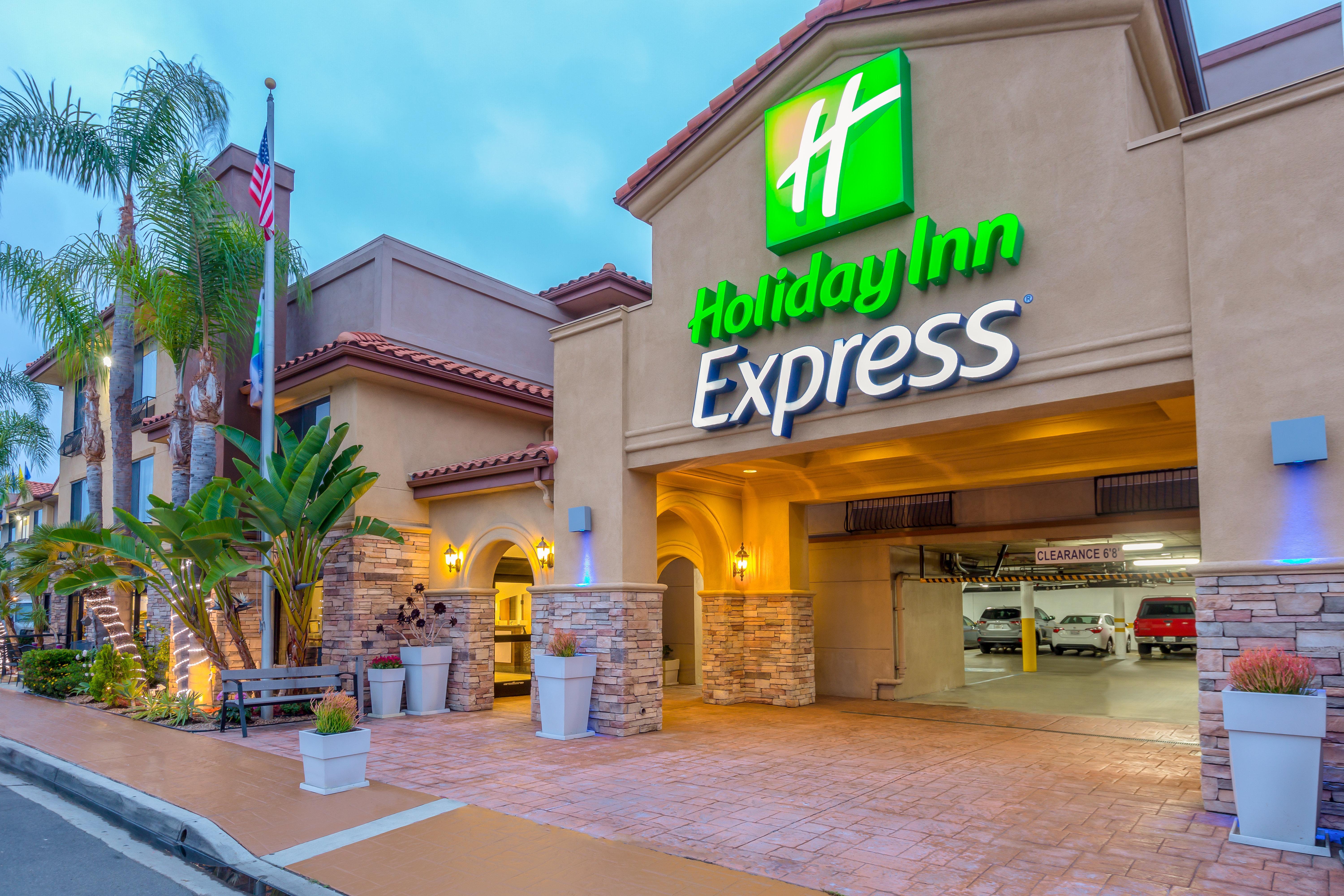 Holiday Inn Express San Diego - Sea World Area, An Ihg Hotel Exterior photo