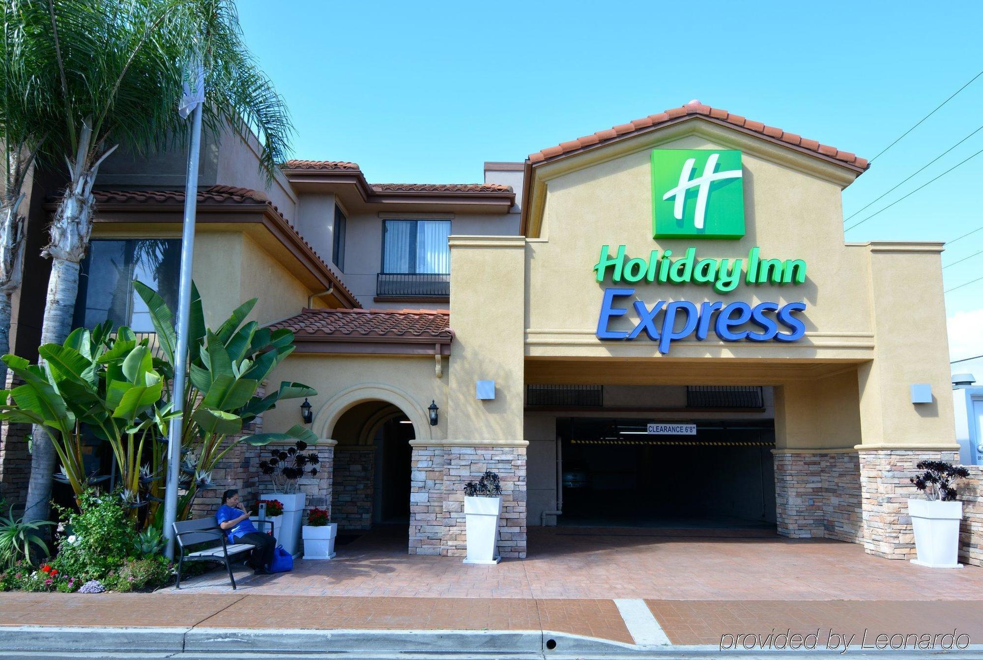 Holiday Inn Express San Diego - Sea World Area, An Ihg Hotel Exterior photo