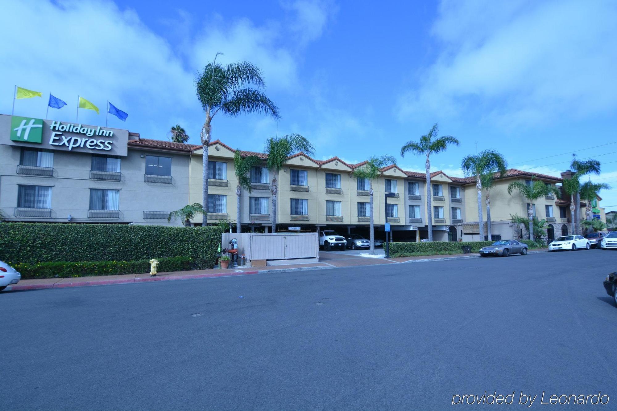 Holiday Inn Express San Diego - Sea World Area, An Ihg Hotel Exterior photo